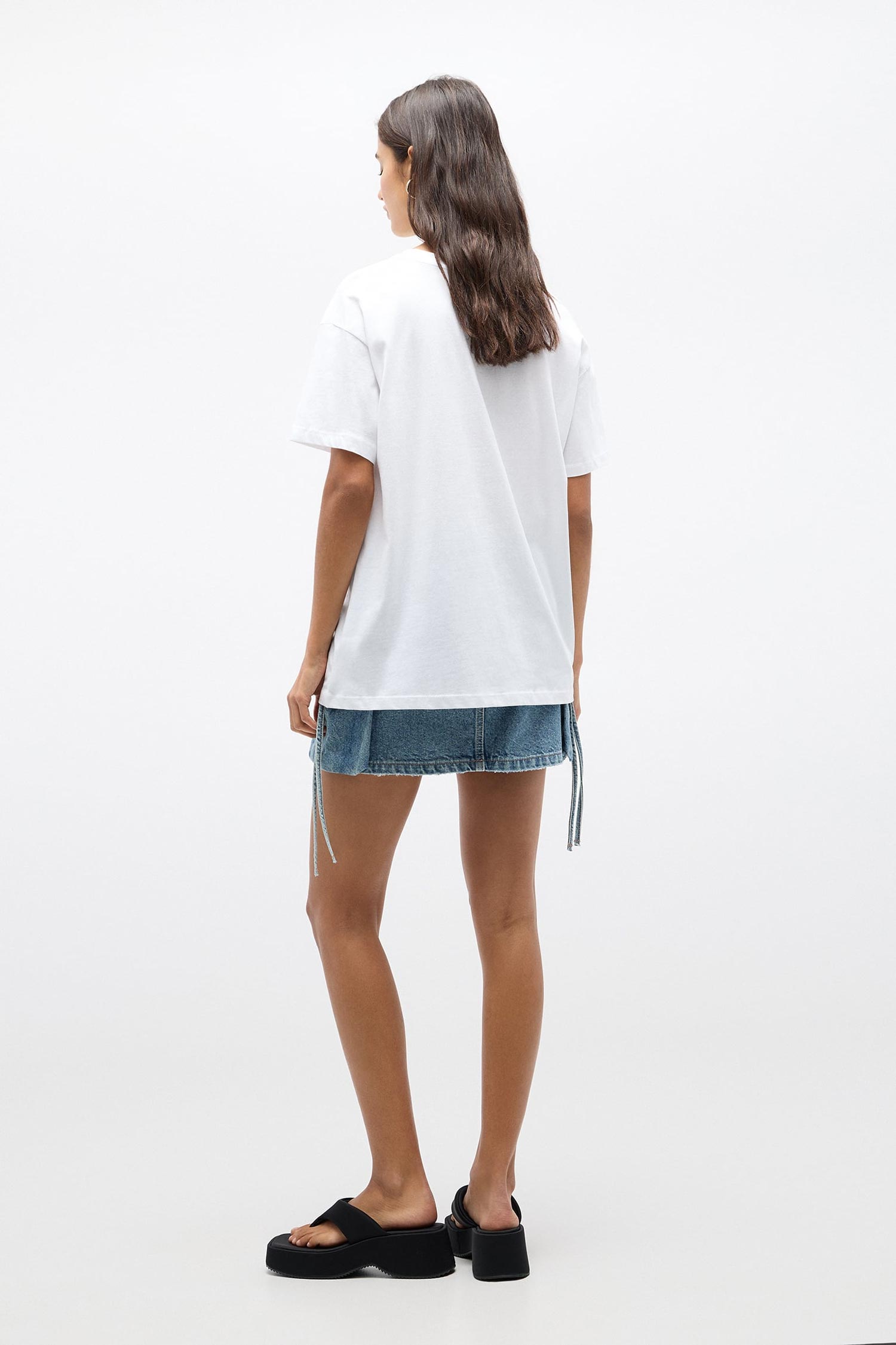 SHORT SLEEVE T-SHIRT WITH PRINTED GRAPHIC - Image 2